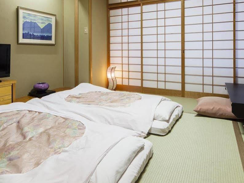 Yamatoya Honten 傳統日式旅館 大阪