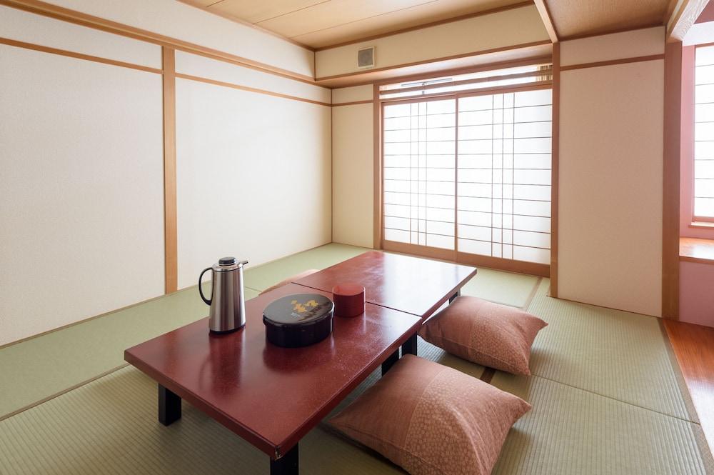 傳統日式旅館 Yamatoya Honten